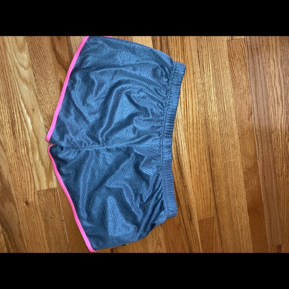 SOFFE ATHLETIC SHORTS - Picture 4 of 4